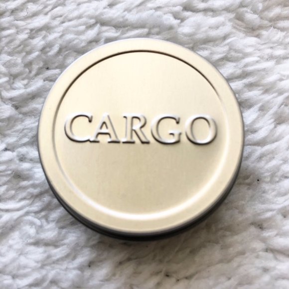 Yukon Eyeshadow Tin - Picture 2 of 3